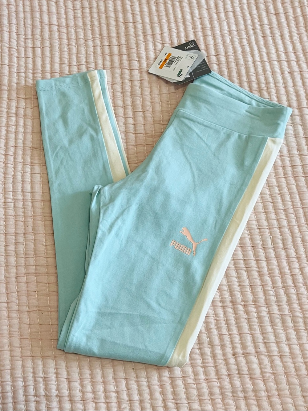 New Puma tight fit Leggings Eggshell Blue with Cream Side Stripes size small